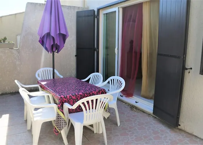 24, Port Vénus Au Village Naturiste *